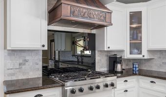 16878 Shirwaun Rd, Apple Valley, CA 92307