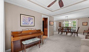 551 Lering Ct, Ballwin, MO 63011