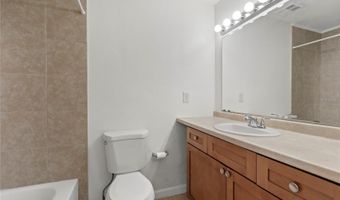 530 ORANGE Dr 11, Altamonte Springs, FL 32701