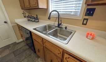 408 Hunters Pkwy, Batesville, MS 38606