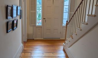 9 Anderson St, Belfast, ME 04915