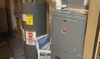 104 S Needles Dr St, Brandon, SD 57005