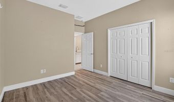 7029 OLD BENTON Dr, Apollo Beach, FL 33572