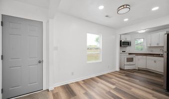 3918 Columbus Ave, Anderson, IN 46013