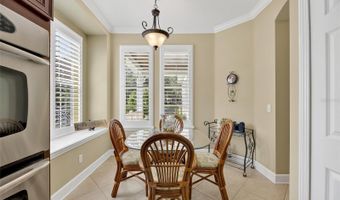 5312 GOLDEN ISLES Dr, Apollo Beach, FL 33572
