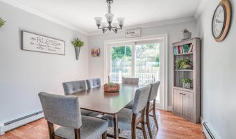 123 Lasalle Dr, Bangor, ME 04401
