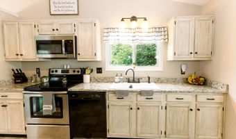 148 Stonegate Dr, Alexandria, KY 41001