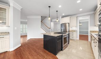 8047 FAIRFAX Rd, Alexandria, VA 22308