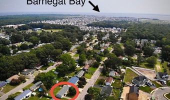 27 Anchorage Blvd, Bayville, NJ 08721