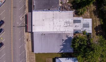 52 Main St, Barwick, GA 31720