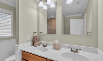 210 Longview Dr, Bayville, NJ 08721