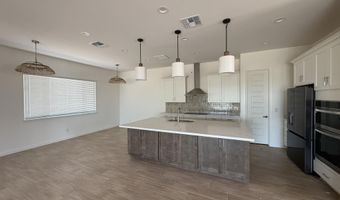 684 N MOON Rd, Apache Junction, AZ 85119