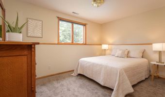 1316 Armstrong Rd NW, Alexandria, MN 56308