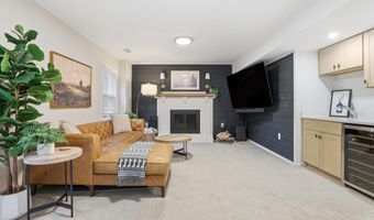 661 N ARMISTEAD St, Alexandria, VA 22312