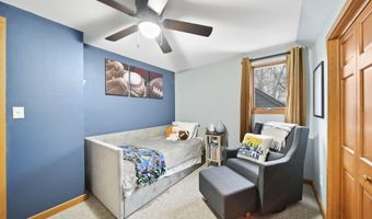 1544 Brookfield Ct, Adrian, MI 49221