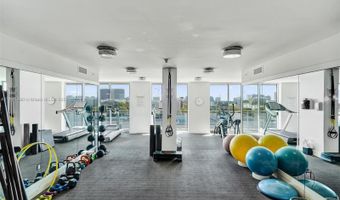 9400 W Bay Harbor Dr 103, Bay Harbor Islands, FL 33154