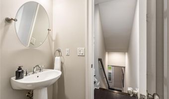 2022 Attell Way, Decatur, GA 30033
