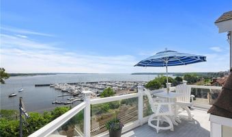 3958 Post Rd 11, Warwick, RI 02886