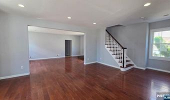 96 Westside Ave, Bergenfield, NJ 07621