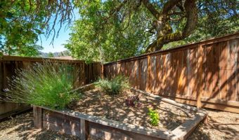 5569 Pepperwood Rd, Santa Rosa, CA 95409