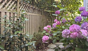 10 SAILORS Way, Annapolis, MD 21403