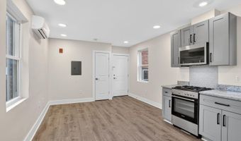 1821 T St NW, Washington, DC 20009