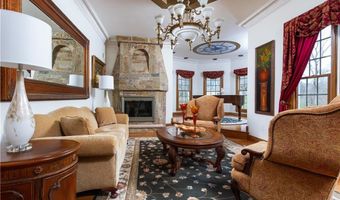 10 Ridge Rd, Newport, RI 02840