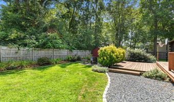 14 Barker Ave, Warren, RI 02885