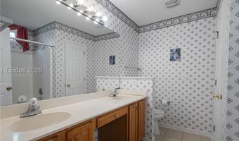 7 Lake Linden Dr, Bluffton, SC 29910