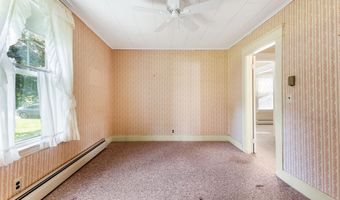 59 Marston St, Auburn, ME 04210