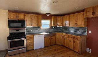 507 DALLAS Rd, Cheyenne, WY 82007