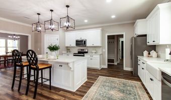 150 Rivervale Dr, Bainbridge, GA 39817