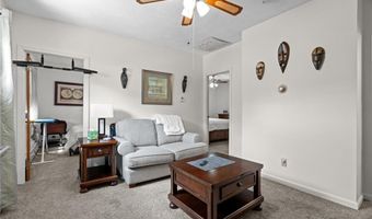 129 Simmonsville Ave, Johnston, RI 02919