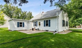 1118 Hawthorne St, Alexandria, MN 56308