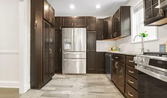 325 OGLETHORPE St NW, Washington, DC 20011