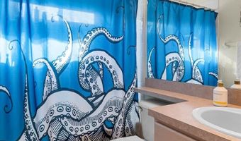 6702 CLAIR SHORE Dr, Apollo Beach, FL 33572