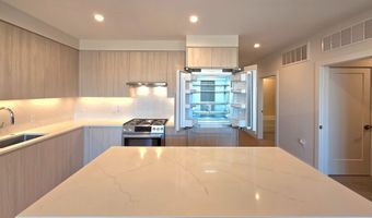 737 SWANN Ave 308, Alexandria, VA 22301