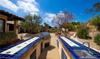 28306 Crescent Hill Way, Escondido, CA 92026
