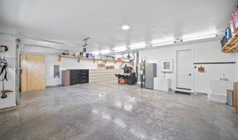 305 FIR Rd, Ariel, WA 98603