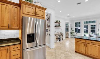 4 Hidden Lake Ct, Bluffton, SC 29910