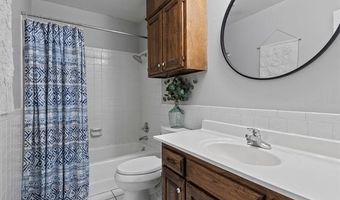 6725 Dorsett Dr, Bartlesville, OK 74006