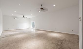 3819 TPC Dr, Alma, AR 72921