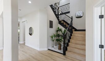 17 Winding Rd, Henderson, NV 89052