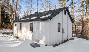 31 Water St #3, Bradford, NH 03221