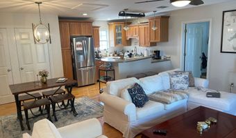 310 7TH St, Atlantic Beach, FL 32233