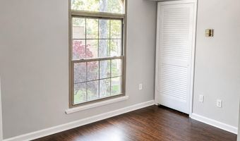 3300 WOODBURN VILLAGE Dr 31, Annandale, VA 22003