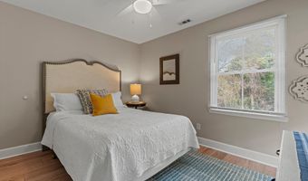 1307 Broad St, Beaufort, SC 29902