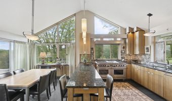 611 Simmons Rd, Andover, VT 05143