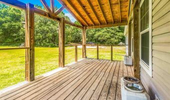 390 Brooks Rd, Baker, FL 32531