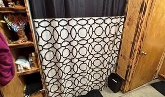 533 SW 2nd St, Adair, OK 74330